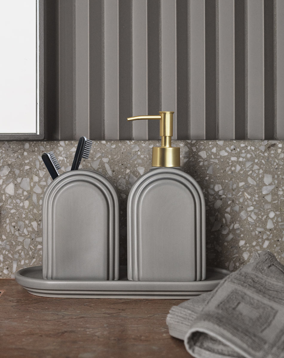 Avalon Toothbrush Holder Dove